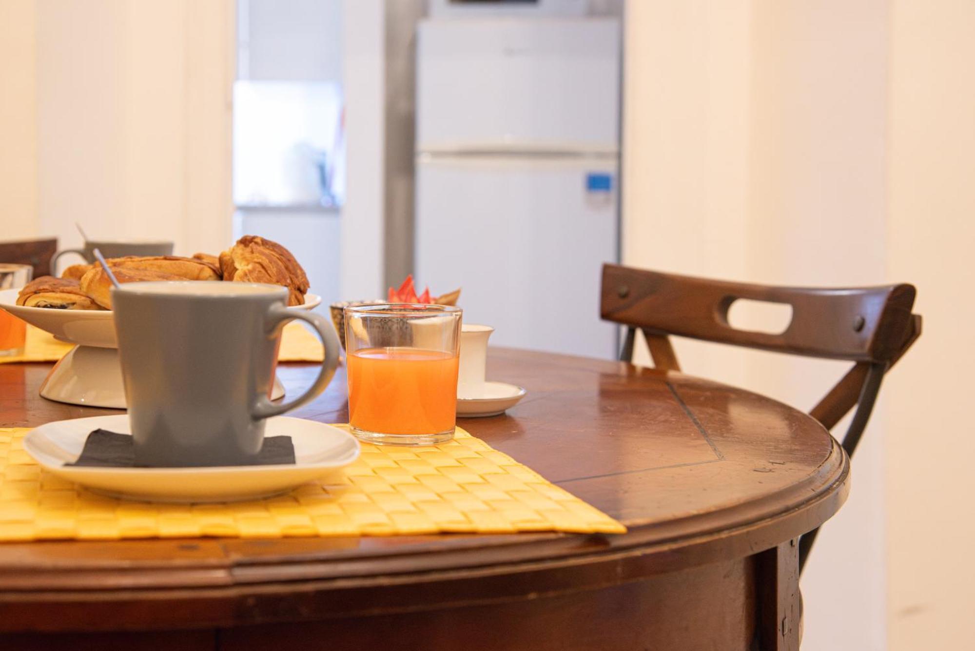 Santonofrio Apartments Рим Екстериор снимка
