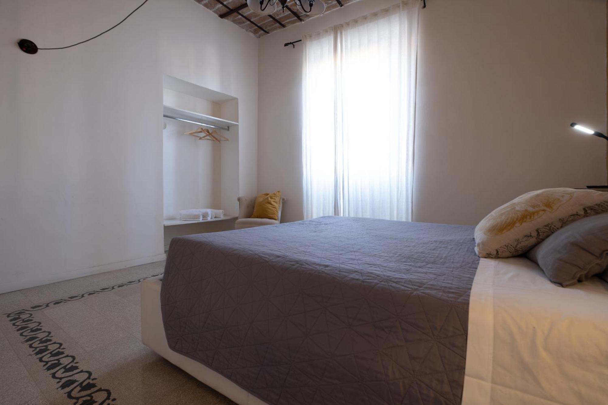 Santonofrio Apartments Рим Екстериор снимка